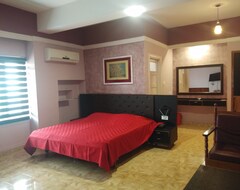Khách sạn Hotel Elite International (Thrissur, Ấn Độ)