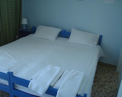 Hotel Ta Vrachakia (Koroni, Grčka)