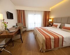 Khách sạn Hotel Cinquentenario & Conference Center (Fátima, Bồ Đào Nha)