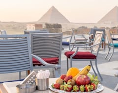 Khách sạn Nine Pyramids View Hotel (El Jizah, Ai Cập)