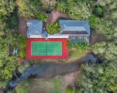 Cijela kuća/apartman Cockle Bay Mansion- Indoor Pool, Tennis Court, Fire Pit (Avoca Beach, Australija)