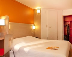 Hotel Campanile Valenciennes Ouest (Valenciennes, France)