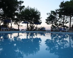 Hotel Celia (Xirokastelo, Greece)