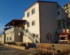 Pansion Apartment Matej (Senj, Hrvatska)