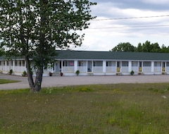 Motel La Croisiere (Les Bergeronnes, Canada)