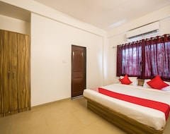 Khách sạn OYO 13168 Primrose Regency (Pune, Ấn Độ)
