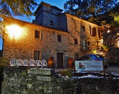 Hotel Lily: Accommodation In A Converted Farmhouse Of 700 In The Valley Of The River Santerno (Firenzuola, Italia)