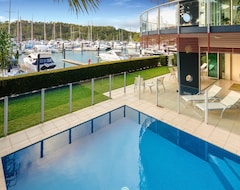 Toàn bộ căn nhà/căn hộ Pavillions 12 - Waterfront Spacious 4 Bedroom With Own Inground Pool And Golf Buggy (Đảo Hamilton, Úc)