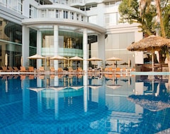 Hotel Novotel Ha Long Bay (Hong Gai, Vietnam)