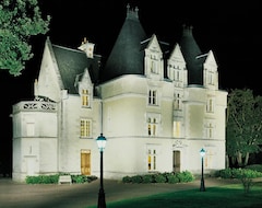 Hotel The Originals Chateau De Perigny (Vouillé, Fransa)