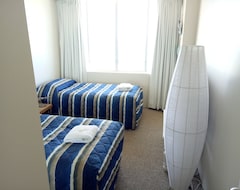 Aparthotel Pacific Regis Beachfront Holiday Apartments (Burleigh Heads, Australija)