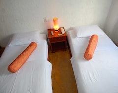 Hotel El Edén Tropical (La Tebaida, Colombia)