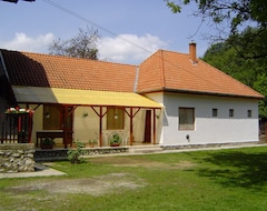 Toàn bộ căn nhà/căn hộ Fónagy Vendégház (Nagyvisnyó, Hungary)