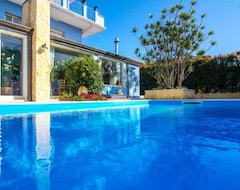 Toàn bộ căn nhà/căn hộ Mediterranean Charm villa con piscina al mare (Mascali, Ý)