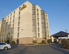 Hotel Quality Inn & Suites Bay Front (Sault Ste. Marie, Canada)