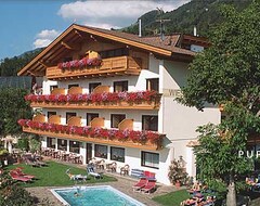 Hotel Wiesenhof (Schenna, Italy)