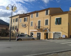 Otel Albergo Dei 10 Colori (Marciana, İtalya)