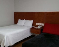 Khách sạn Hotel AMD (San Juan de los Lagos, Mexico)