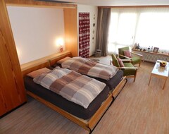 Otel La Sarine 112 - One Bedroom (Gstaad, İsviçre)