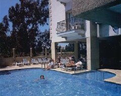 Khách sạn Hotel Chrielka (Limassol, Síp)