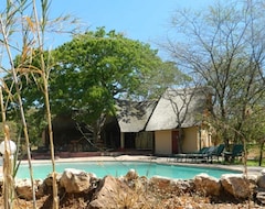 Hotel Kwalape Safari Lodge (Kasane, Botswana)