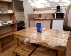 Kampiranje Camping le Pre Morjal (Ispagnac, Francuska)