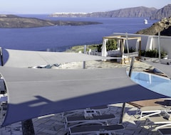 Khách sạn Caldera's Dolphin Suites (Megalochori, Hy Lạp)