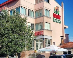 Hotel Mamut (Kaštela, Hrvatska)