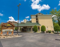 Khách sạn Twin Mountain Inn & Suites (Pigeon Forge, Hoa Kỳ)