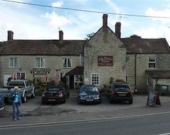 Hotel The Mildmay Arms (Queen Camel, United Kingdom)