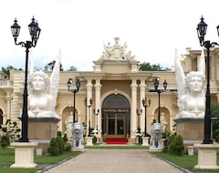 Khách sạn Hotel Venecia Palace (Michałowice, Ba Lan)