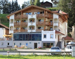 Hotel Goldener Adler (Graun im Vinschgau, Italy)