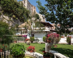 Khách sạn Le Roccette Club (Tropea, Ý)