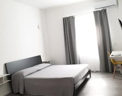 Hotel A Due Passi Dal Mare (Gela, Italy)