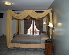 Khách sạn Hotel Anastazia (Poros, Hy Lạp)