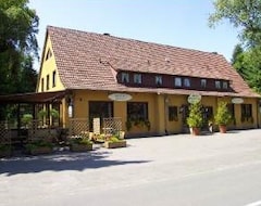 Khách sạn Holter Schloßkrug (Holte-Stukenbrock, Đức)
