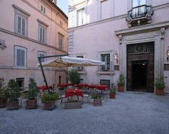 Hotelli Antica Dimora alla Rocca (Trevi, Italia)