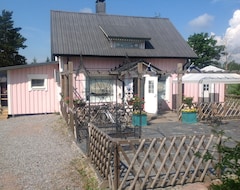 Box Bed & Breakfast (Sipoo, Finland)