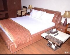OYO 15418 D'amore Resorts (Sohna, Ấn Độ)
