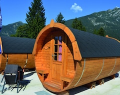 Khách sạn Camping Zugspitze (Schlaffass) (Grainau, Đức)