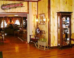 Hotel The Pines Inn - Lake Placid (Lake Placid, USA)