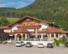 Otel Putzerhof (Natz-Schabs, İtalya)