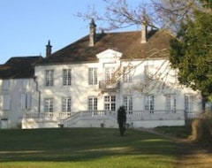 Otel Château de Prauthoy (Prauthoy, Fransa)