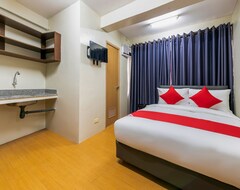 Hotel OYO 190 Anglo Residences (Quezon City, Philippines)
