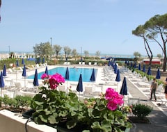 Fantinello hotel (Caorle, Italia)