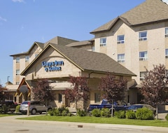 Khách sạn Days Inn & Suites By Wyndham West Edmonton (Edmonton, Canada)