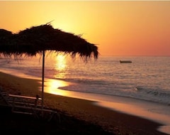 Anemos Beach Lounge Hotel (Perivolos, Grækenland)