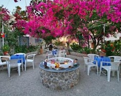 Khách sạn Hotel Nefeli (Myrties, Hy Lạp)