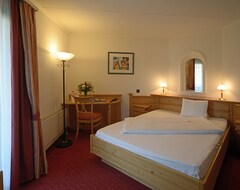 Hotel Brienz (Brienz, Switzerland)