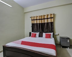 Hotel OYO 27781 Sri Sai Comforts (Nelamangala, Indija)